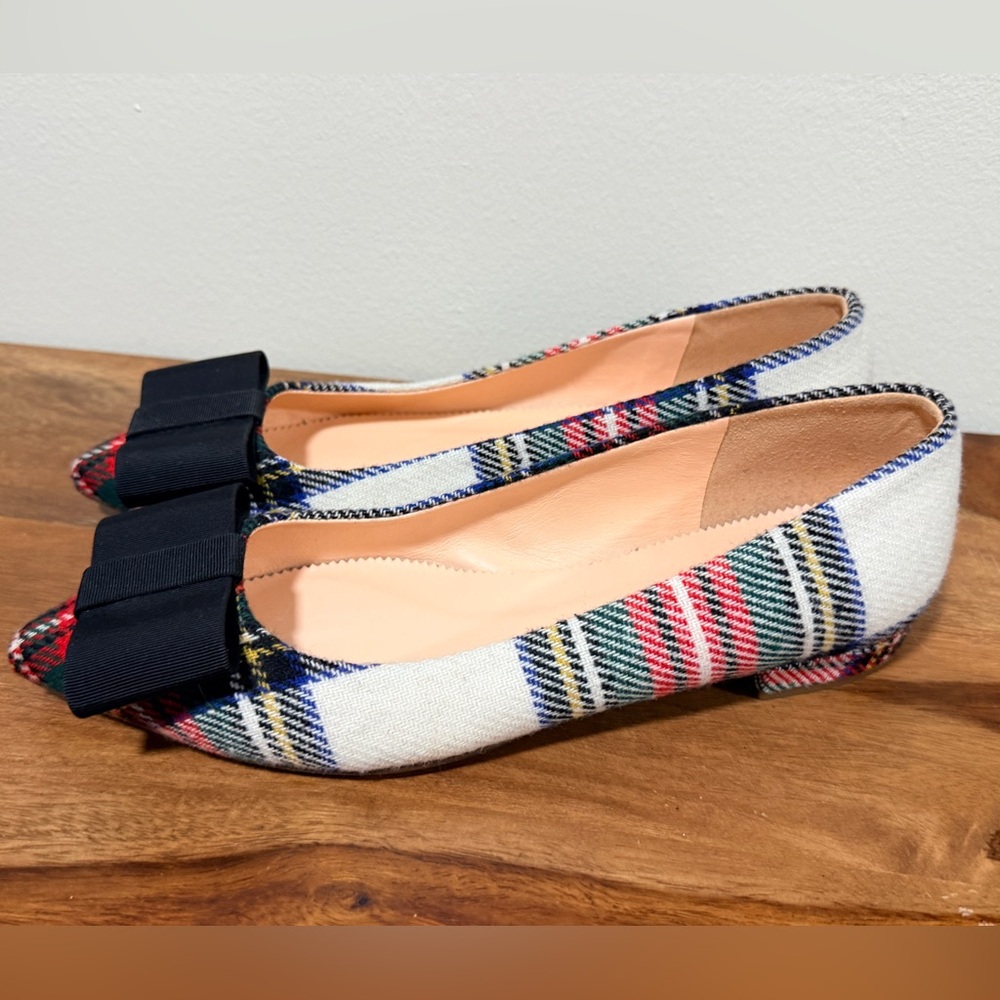 J. Crew Red/White Plaid Flats Black Bow Size 7 Snowy Tartan NWOT Old Money - Picture 3 of 12
